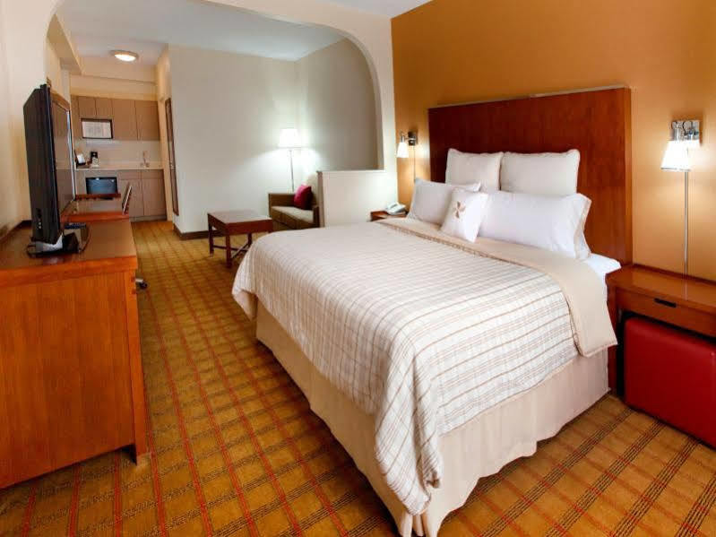 Four Points By Sheraton Charlotte/Pineville Eksteriør billede
